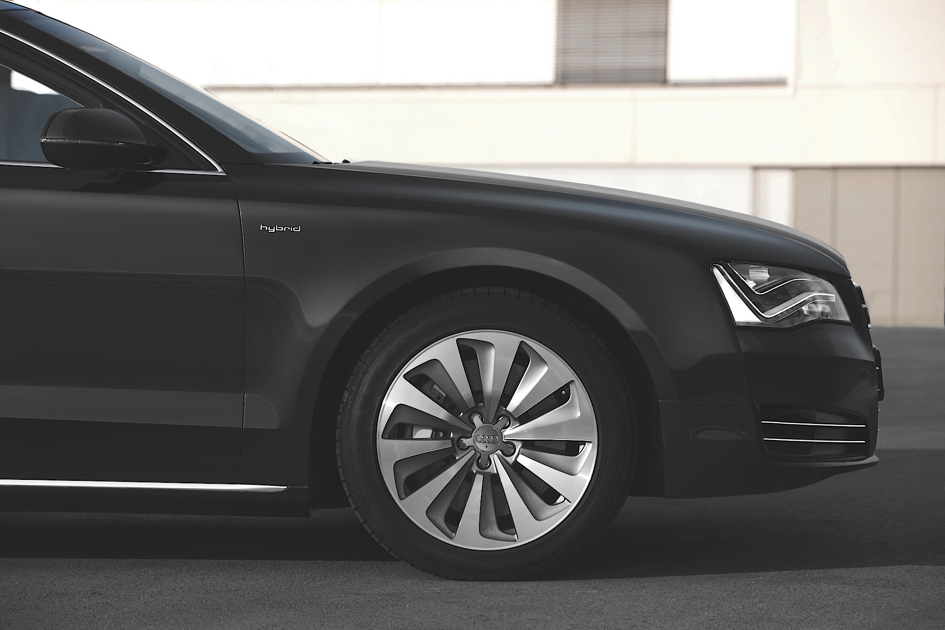 Audi A8 photo 55