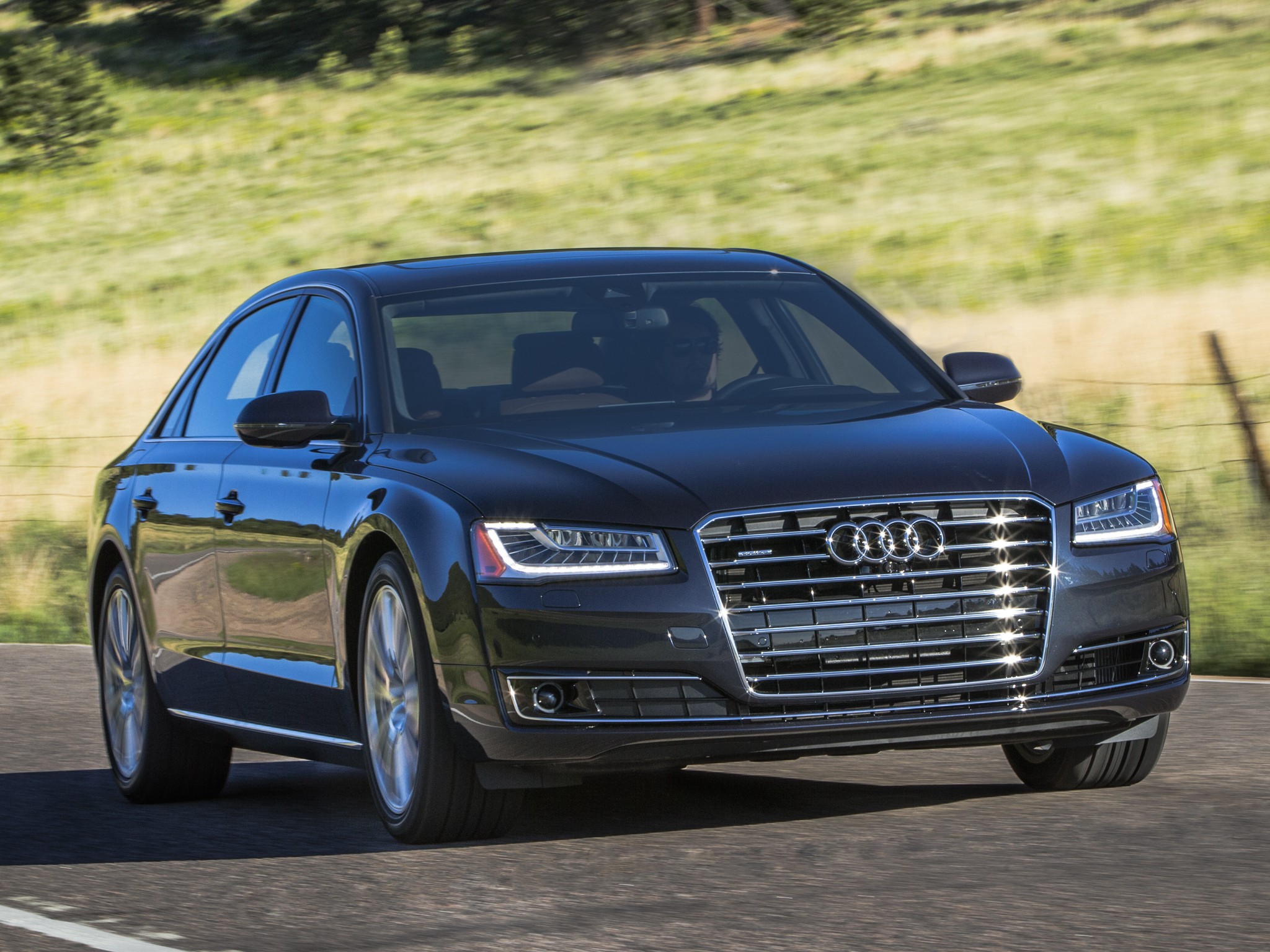 Audi A8 photo 58