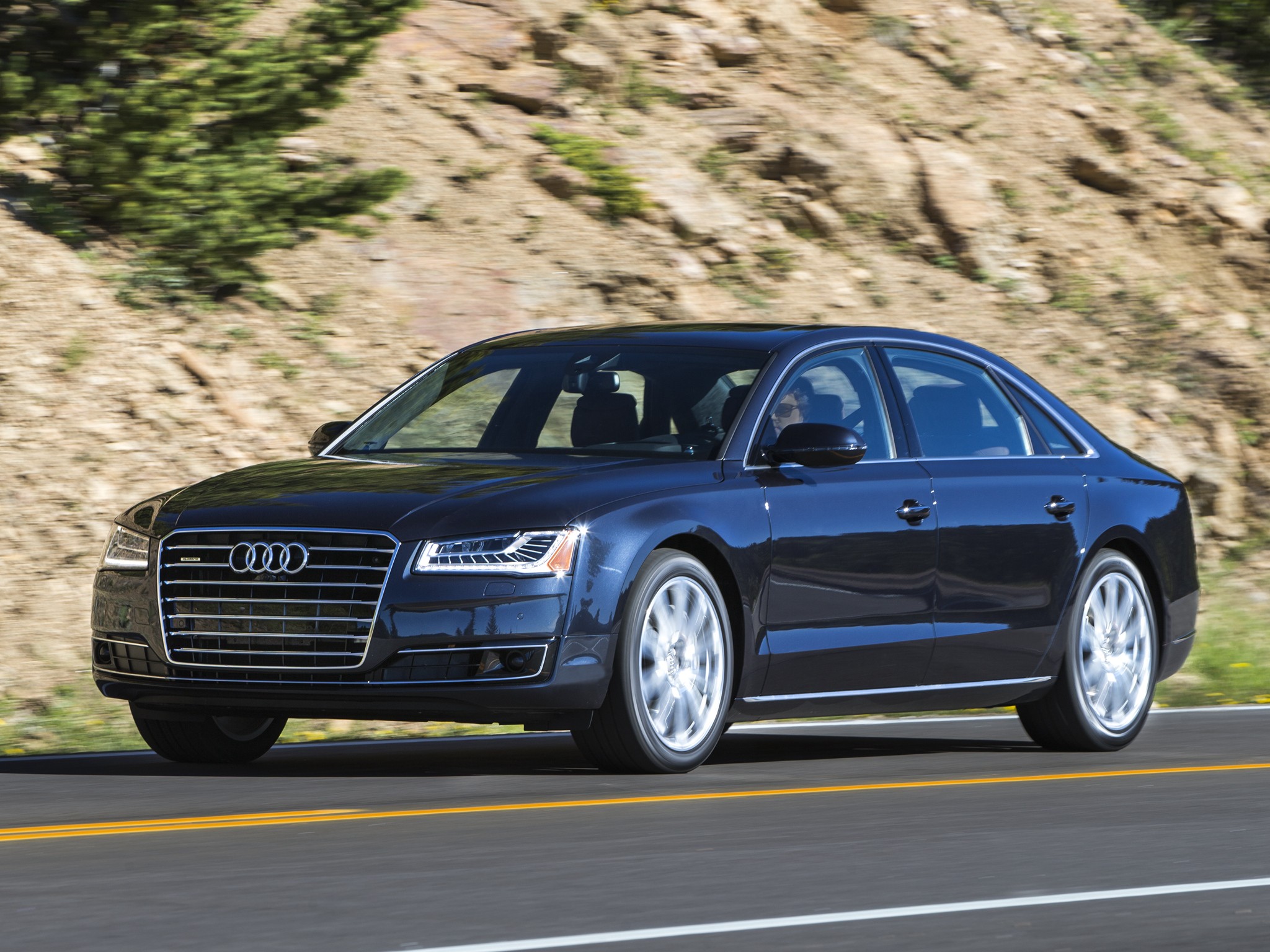 Audi A8 photo 64