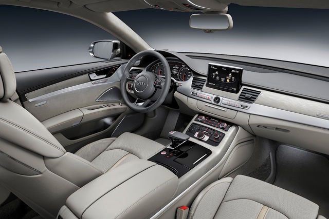 Audi A8 photo 15