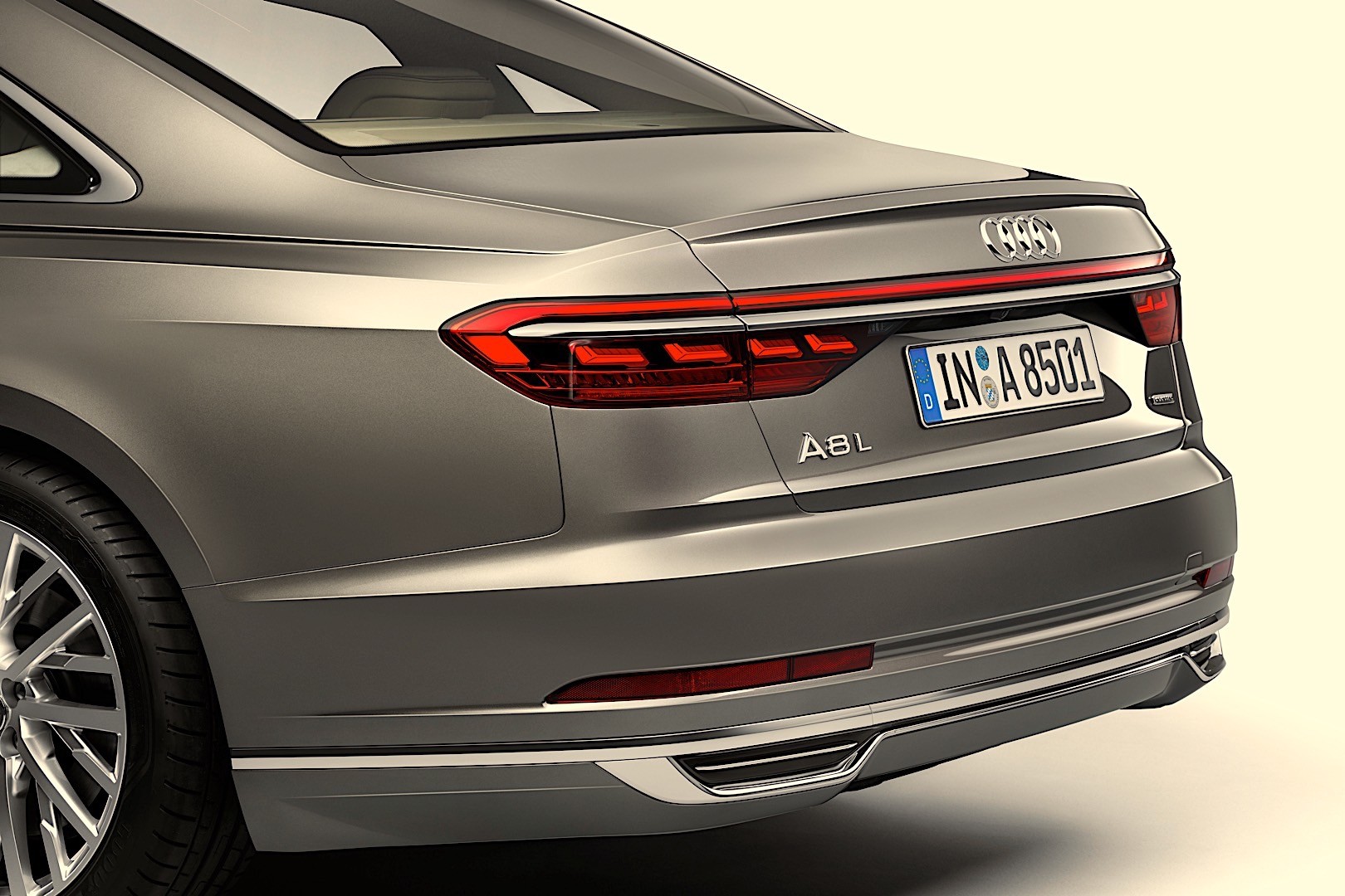 Audi A8 photo 9