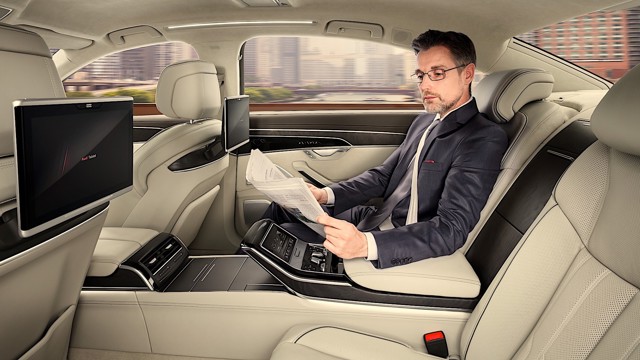 Audi A8 photo 50