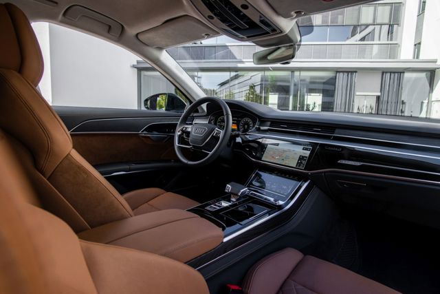 Audi A8 photo 59