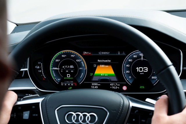 Audi A8 photo 62