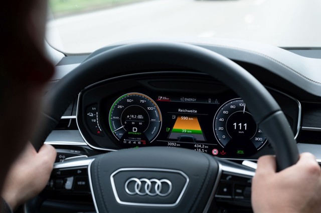 Audi A8 photo 63