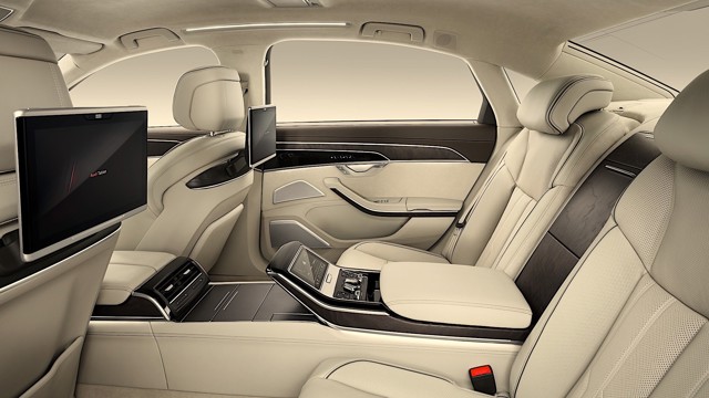 Audi A8 photo 55