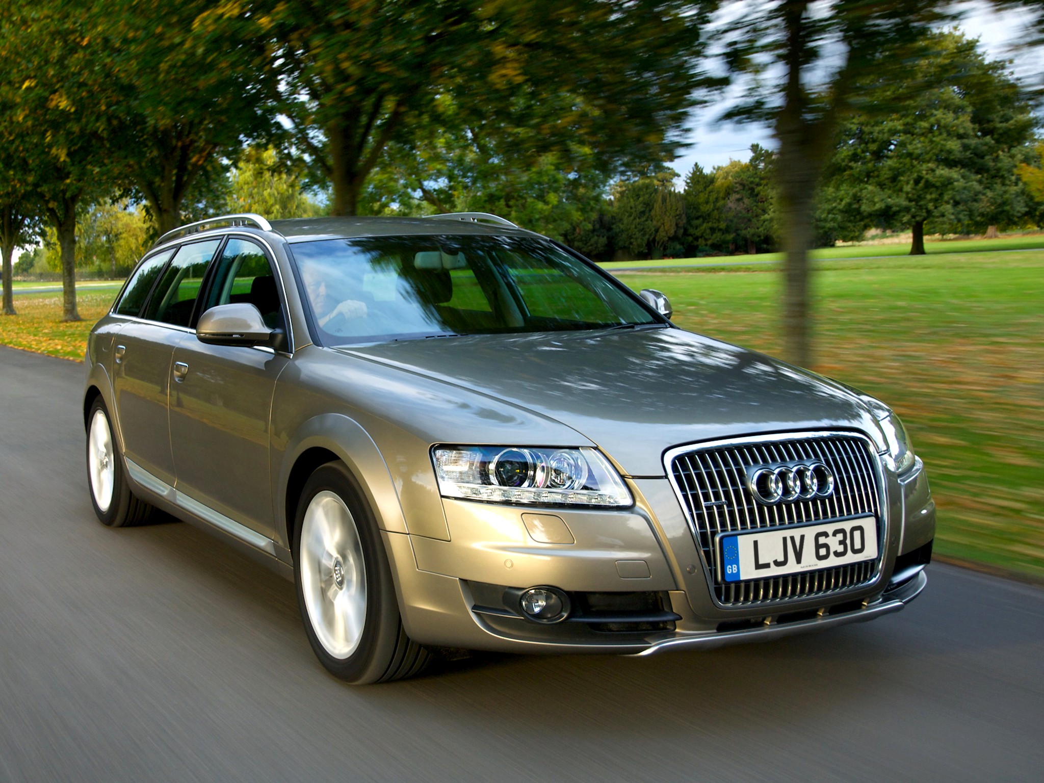 Audi Allroad photo 26