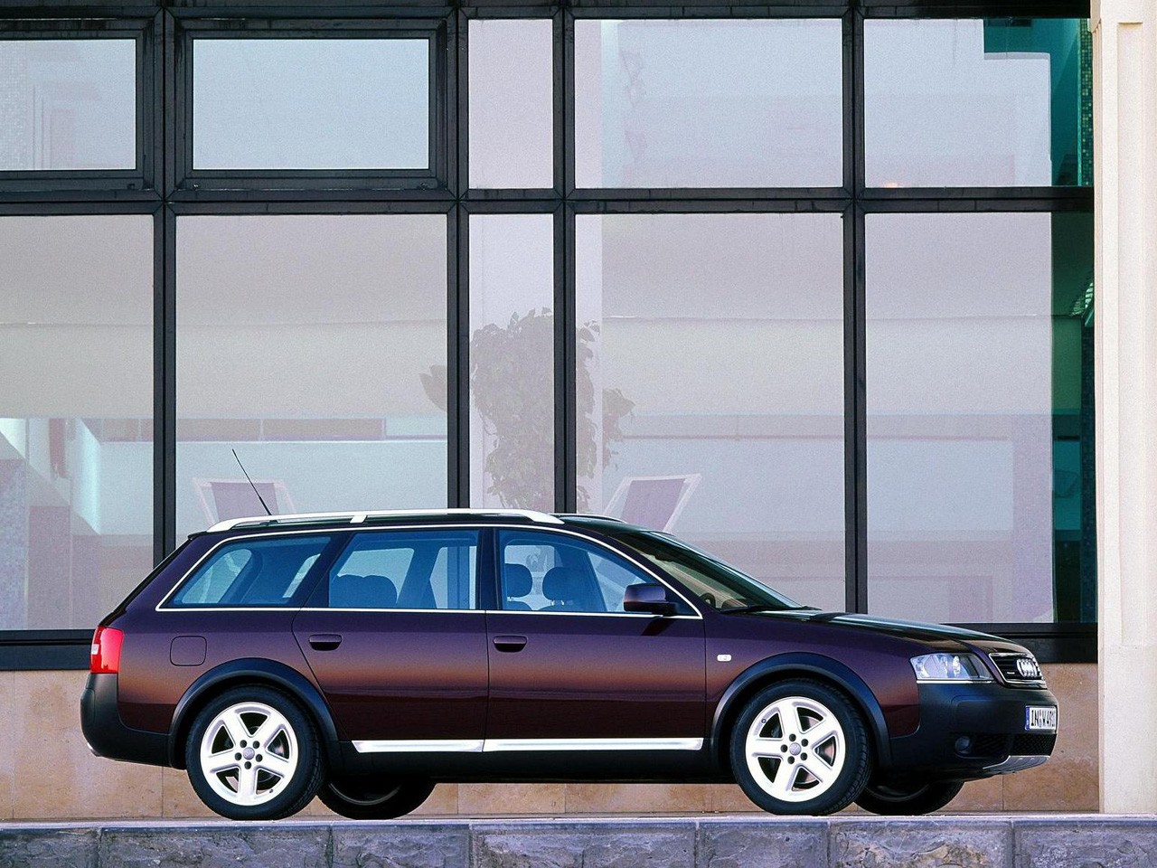 Audi Allroad photo 13