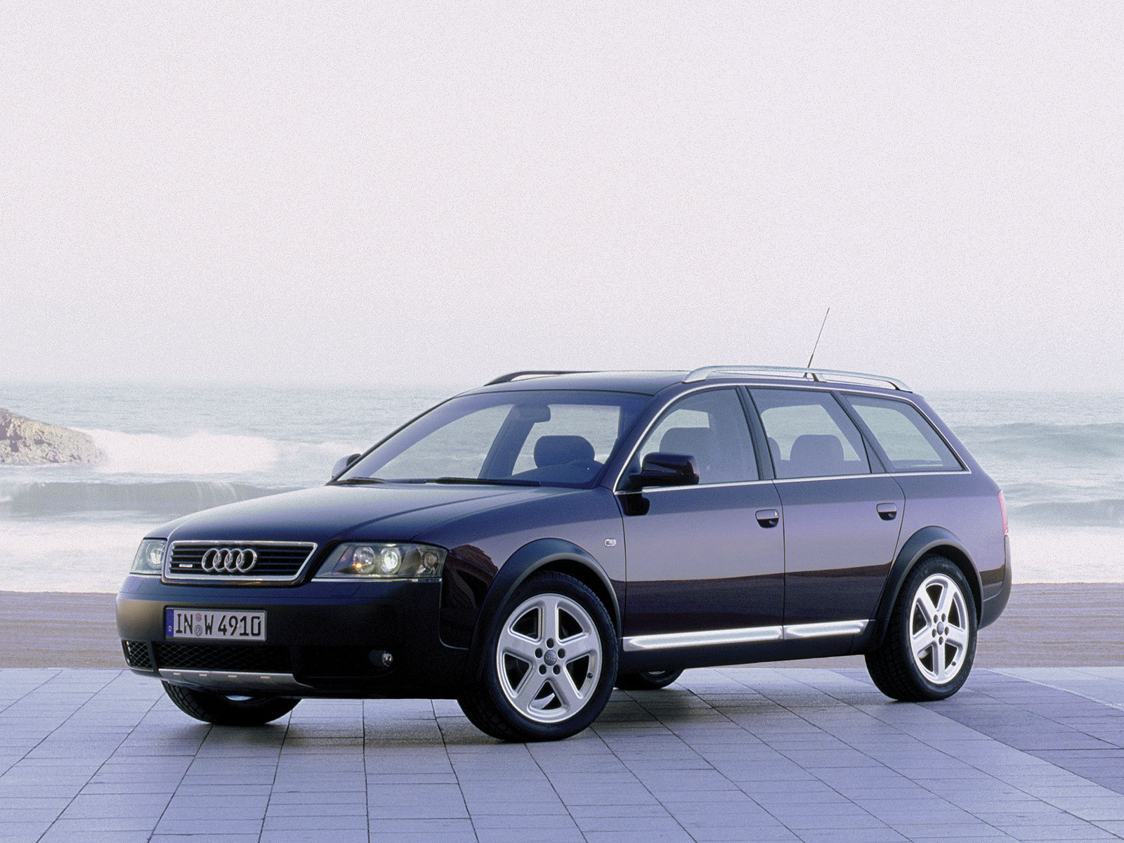 Audi Allroad photo 16
