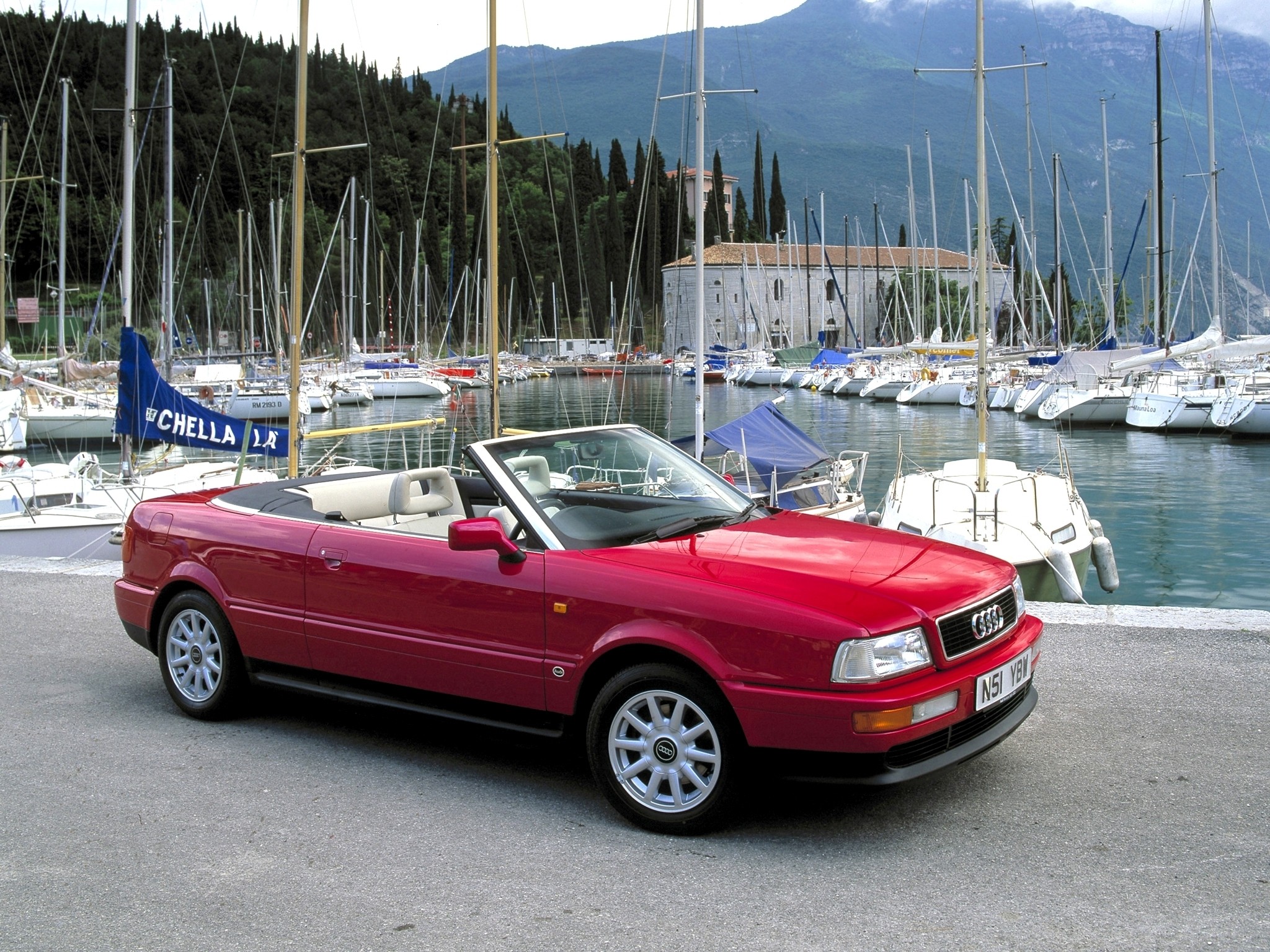 Audi Cabriolet photo 8