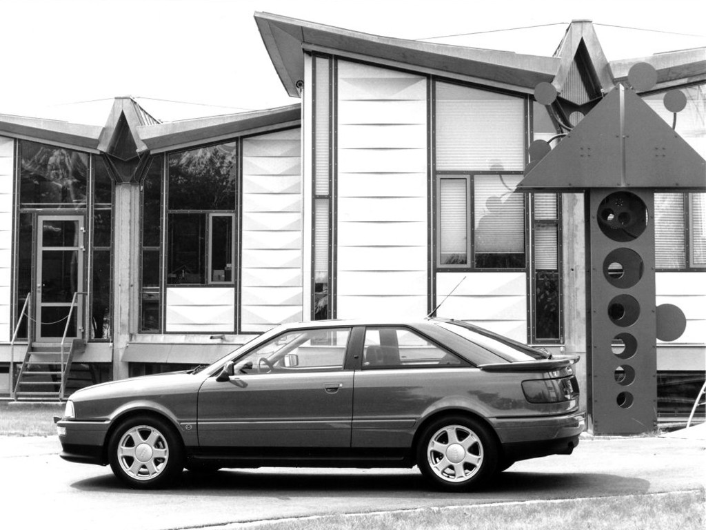 Audi Coupe S2 photo 12