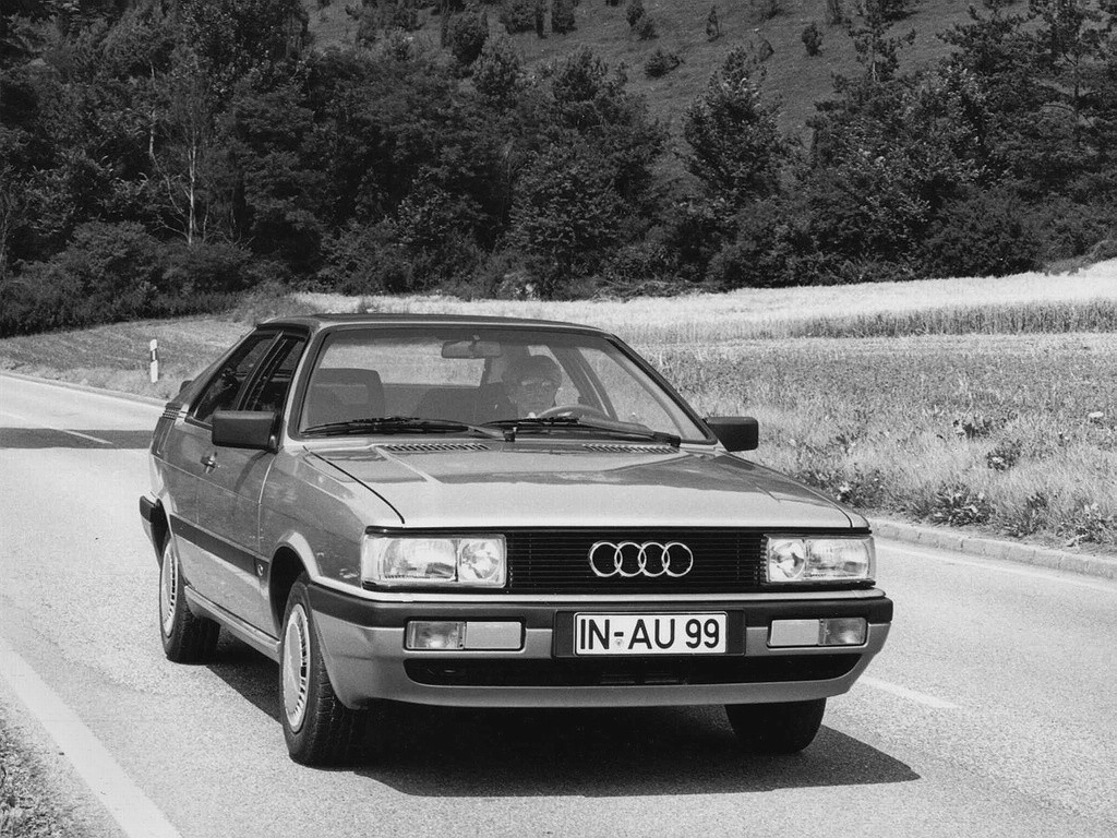 Audi Coupe photo 17