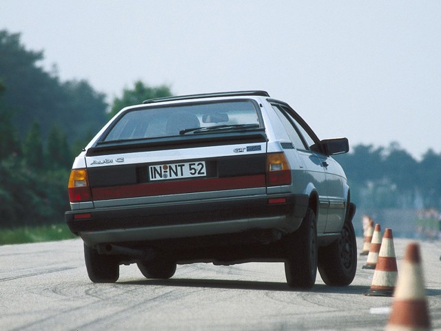 Audi Coupe photo 30
