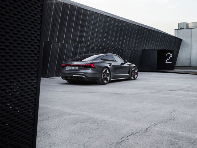 Audi E-Tron Gt photo 3