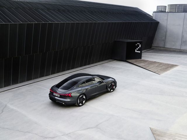 Audi E-Tron Gt photo 12