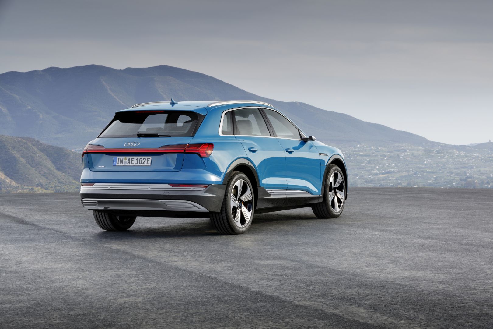 Audi E-Tron photo 12