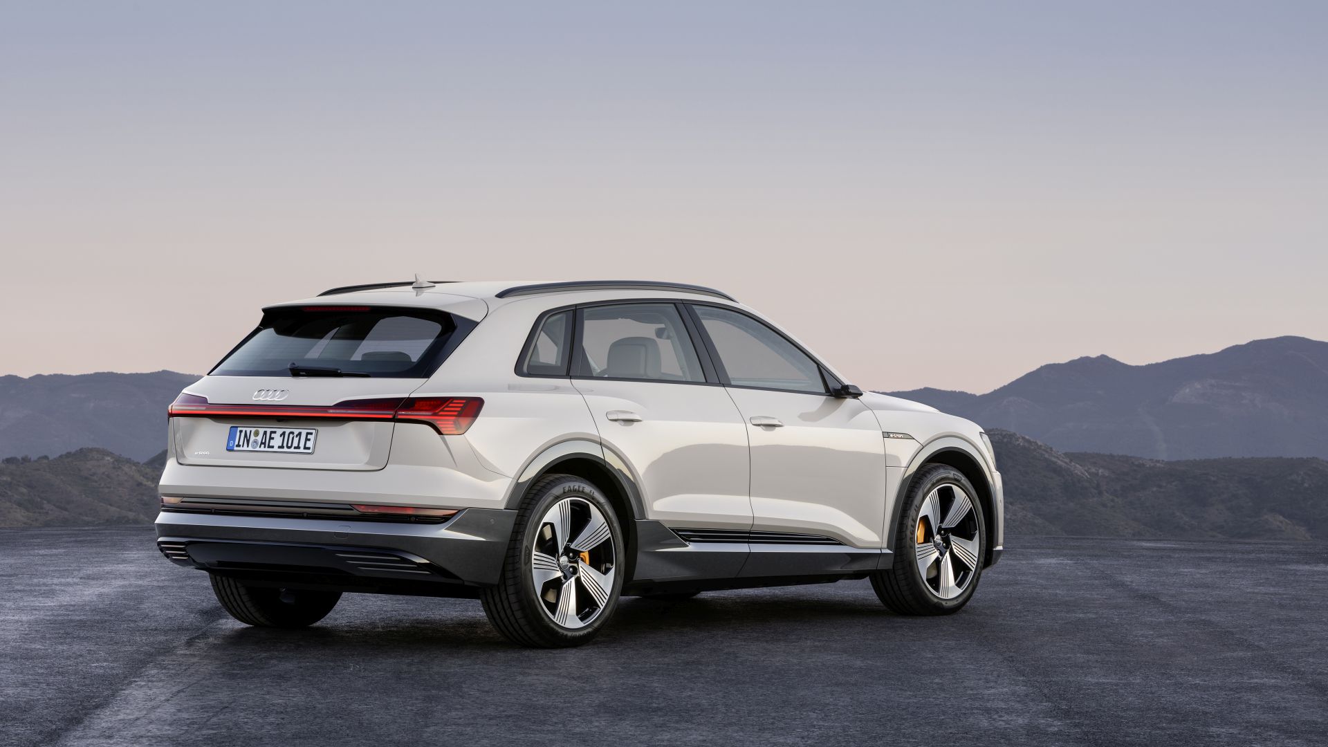 Audi E-Tron photo 18