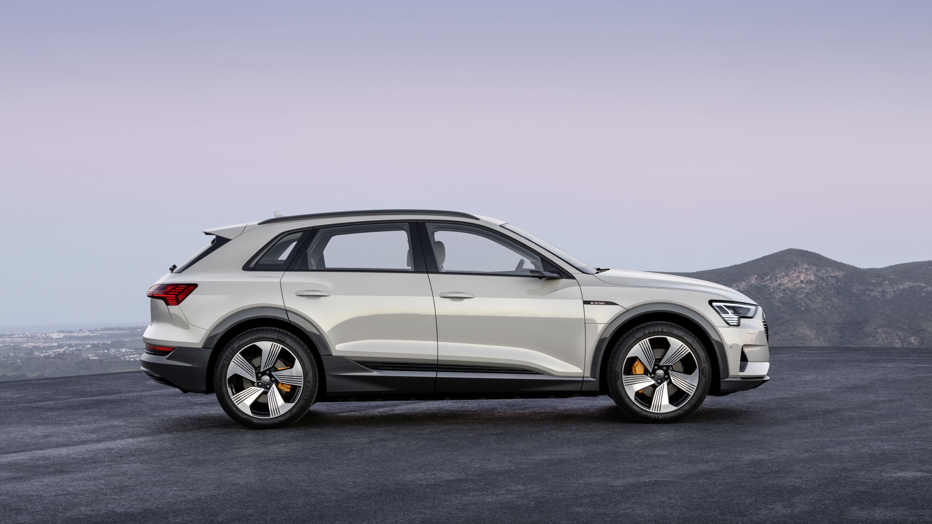 Audi E-Tron photo 20