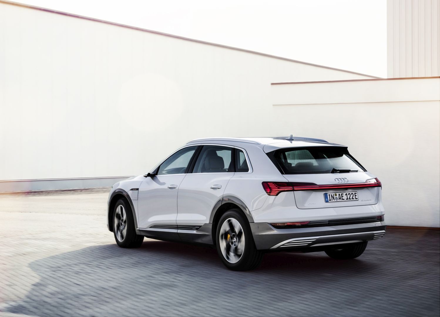 Audi E-Tron photo 23