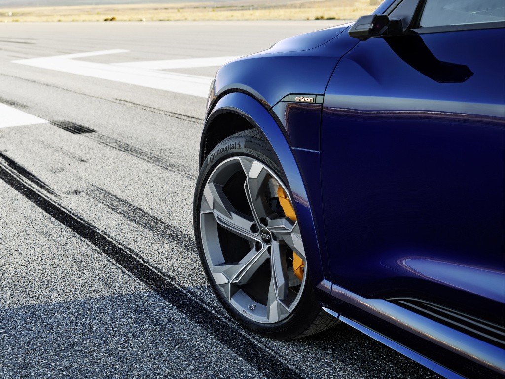 Audi E-Tron photo 36