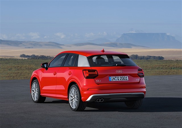 Audi Q2 photo 13
