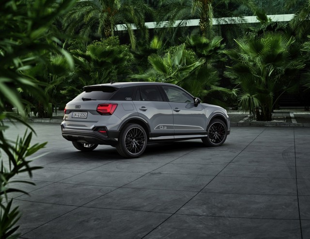 Audi Q2 photo 2