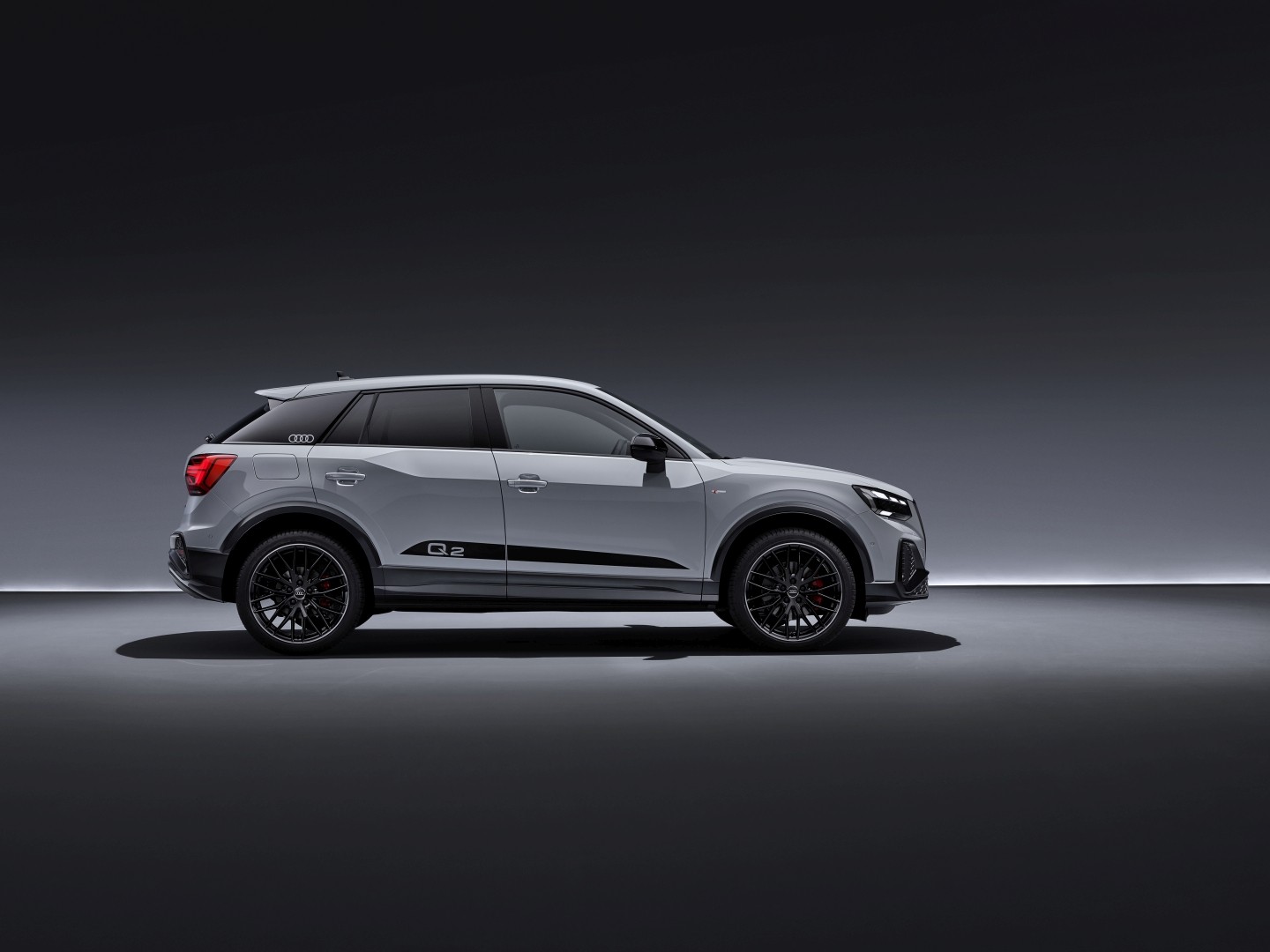 Audi Q2 photo 8