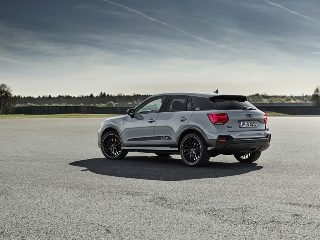Audi Q2 photo 10