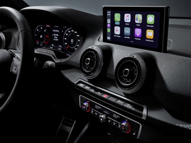 Audi Q2 photo 18
