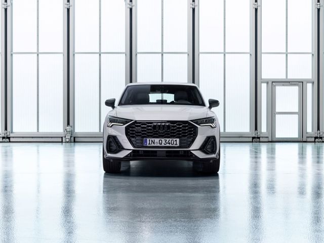 Audi Q3 Sportback photo 9