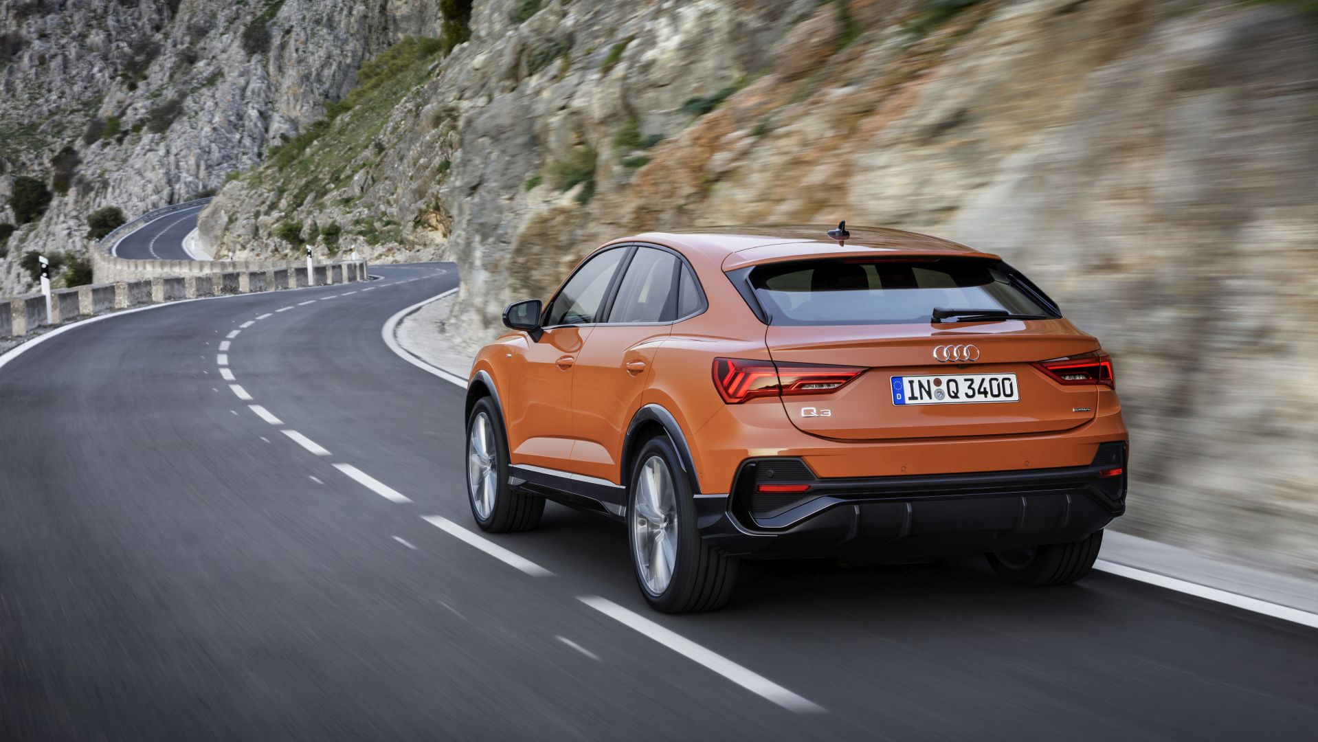 Audi Q3 Sportback photo 32