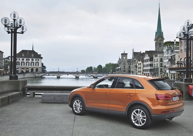 Audi Q3 photo 25