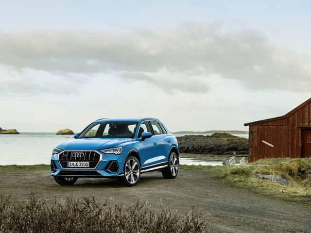 Audi Q3 photo 10