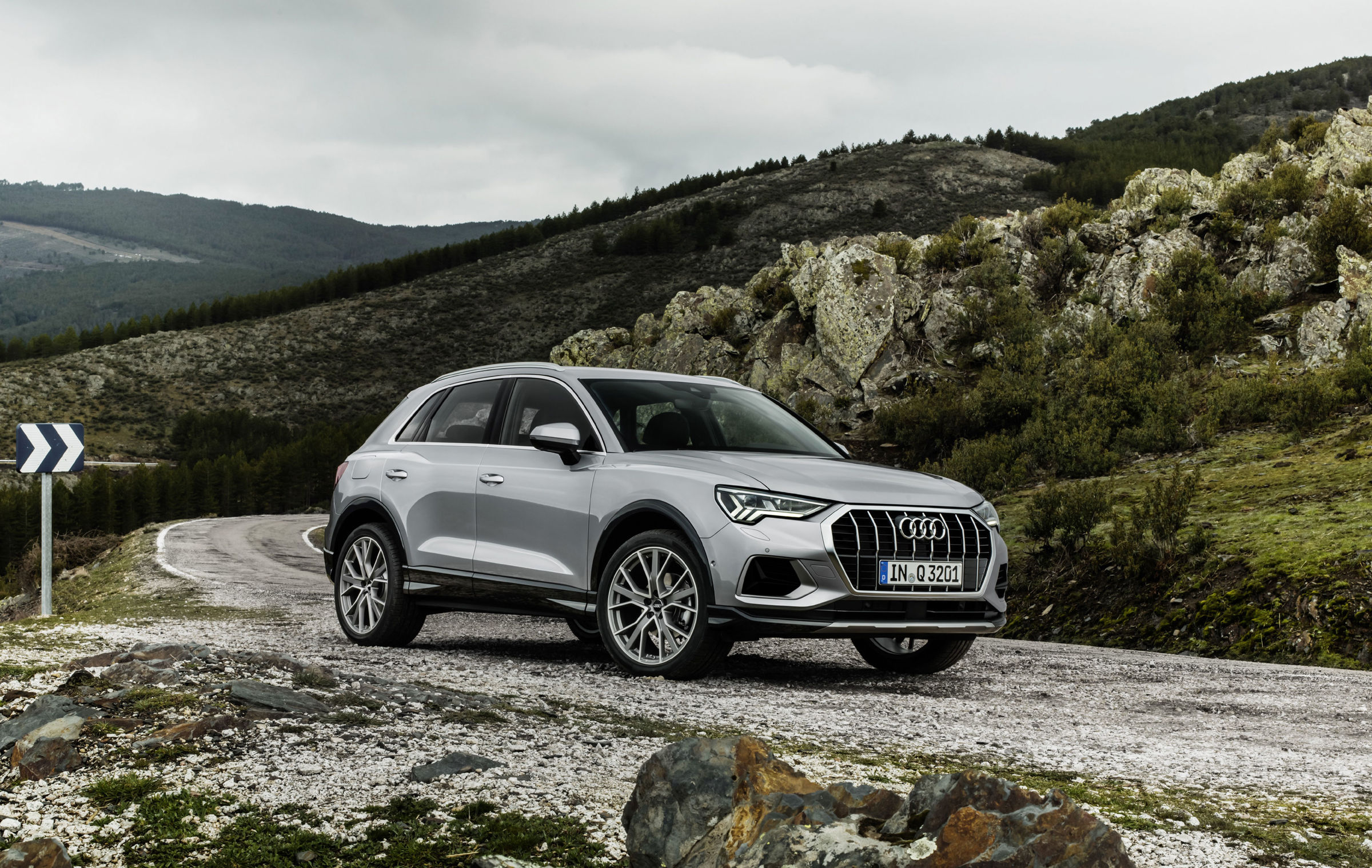 Audi Q3 photo 14