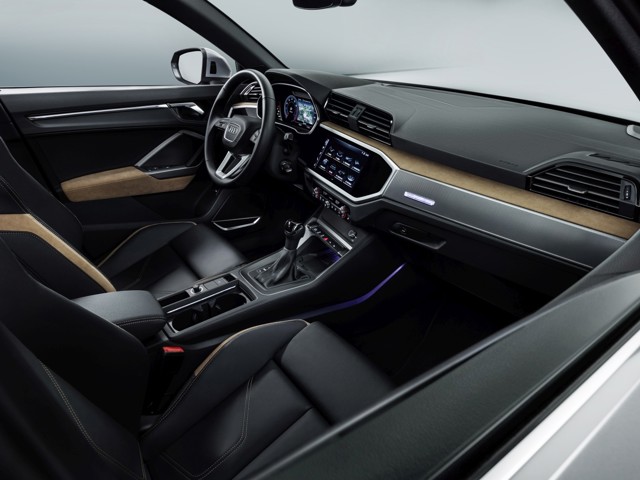 Audi Q3 photo 104