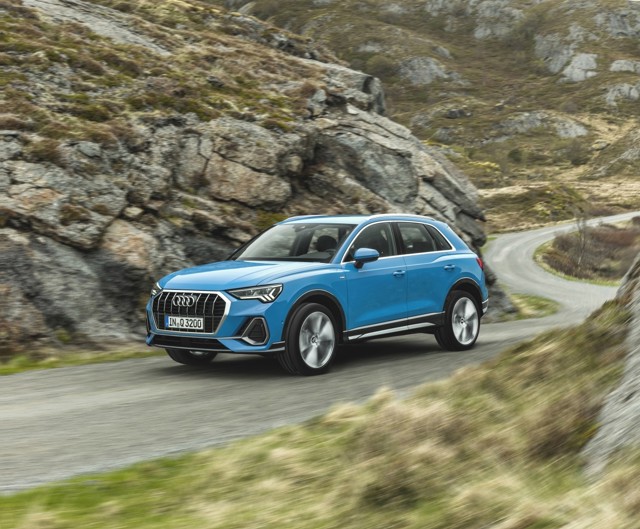 Audi Q3 photo 22