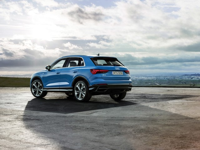 Audi Q3 photo 34