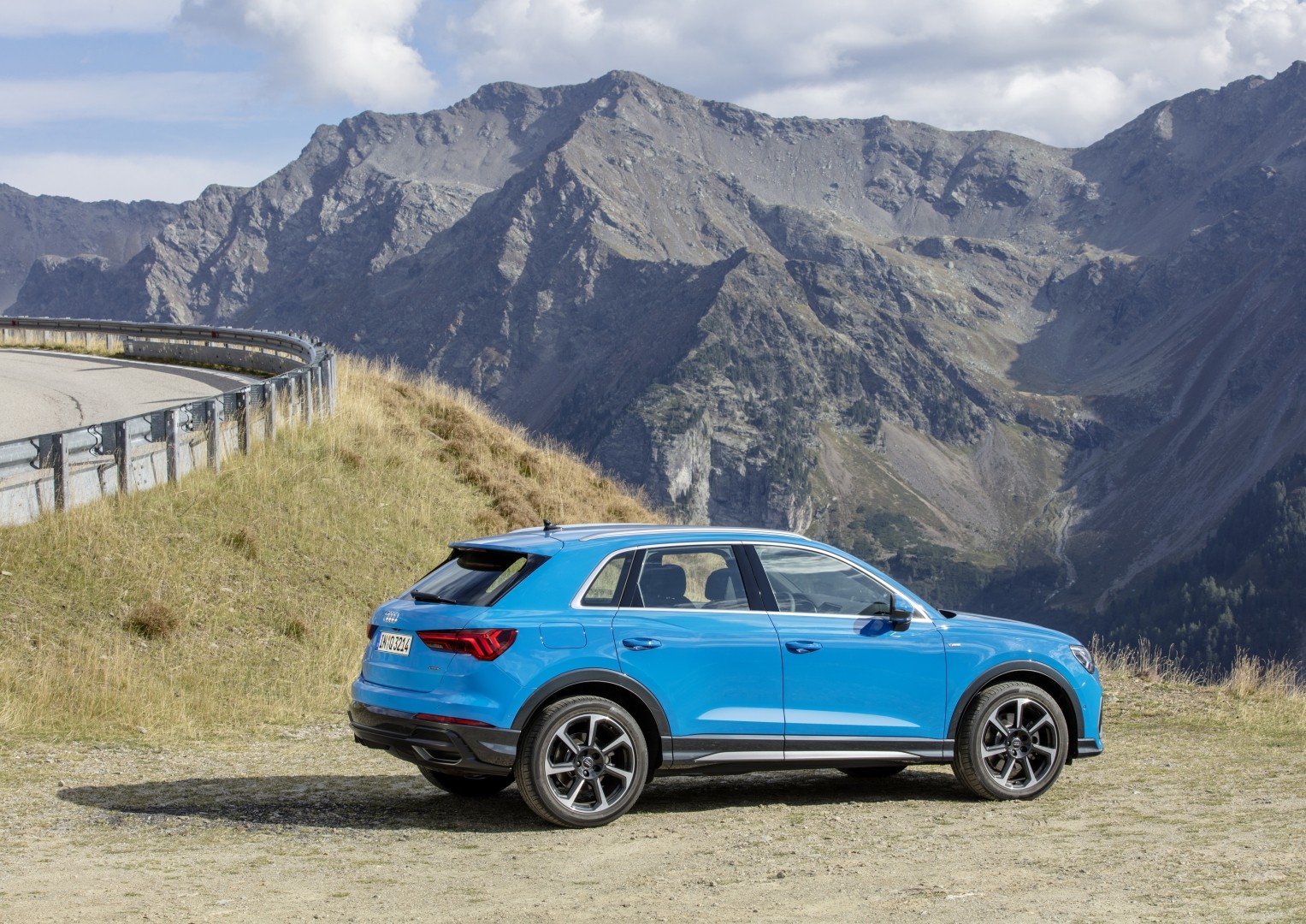 Audi Q3 photo 49