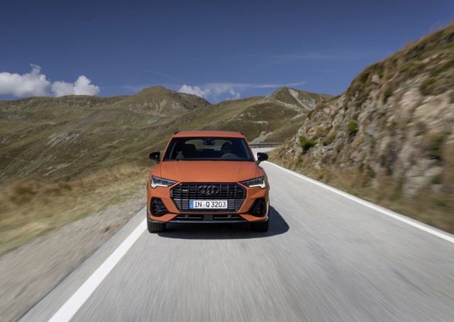 Audi Q3 photo 71