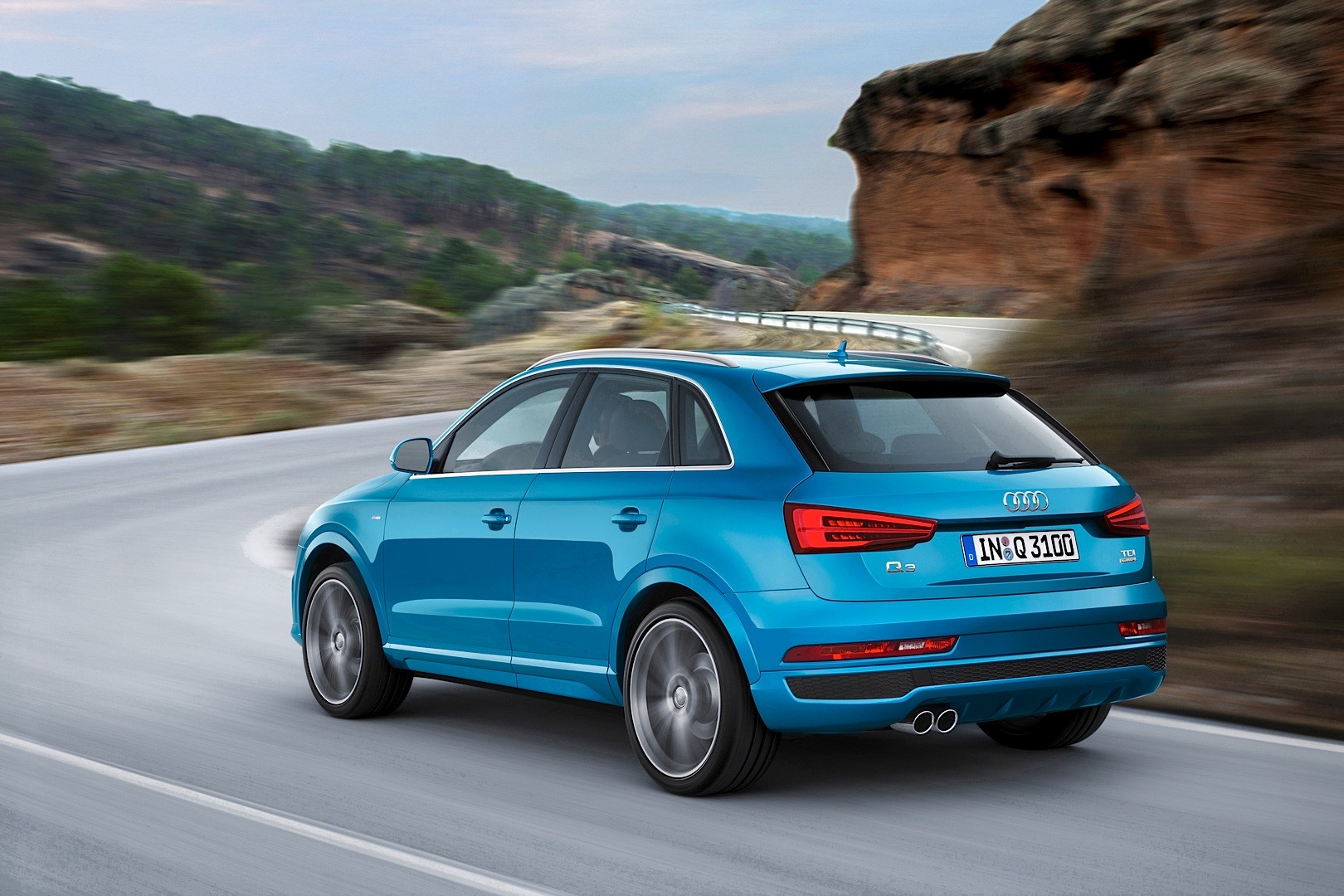 Audi Q3 photo 28