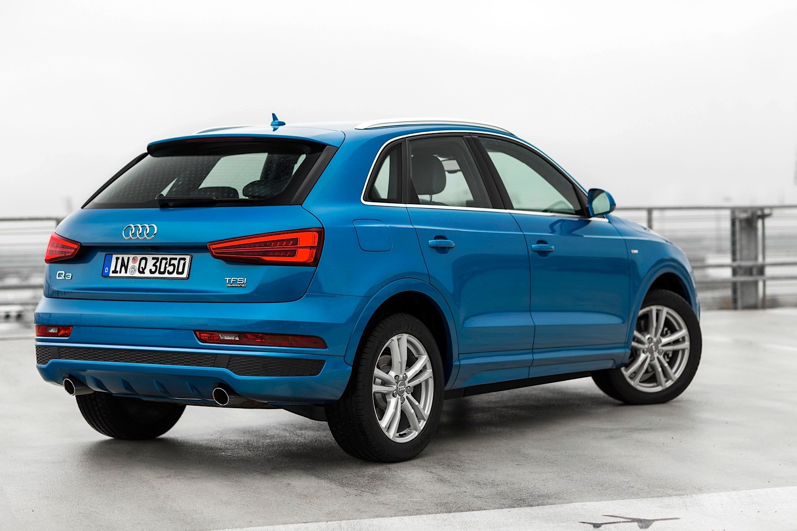 Audi Q3 photo 29