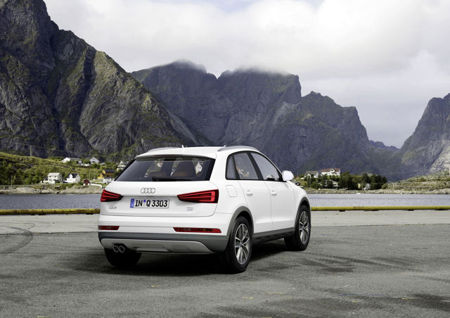 Audi Q3 photo 12