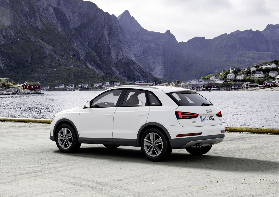 Audi Q3 photo 13