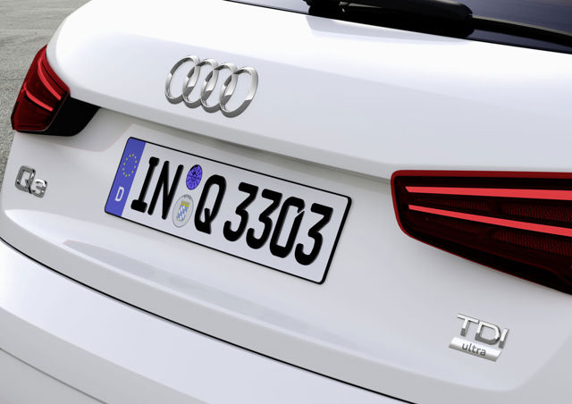 Audi Q3 photo 16