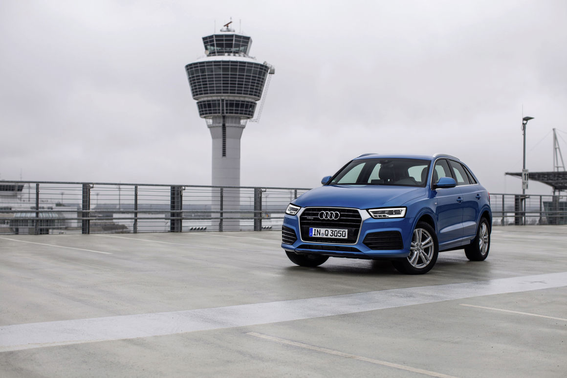 Audi Q3 photo 35