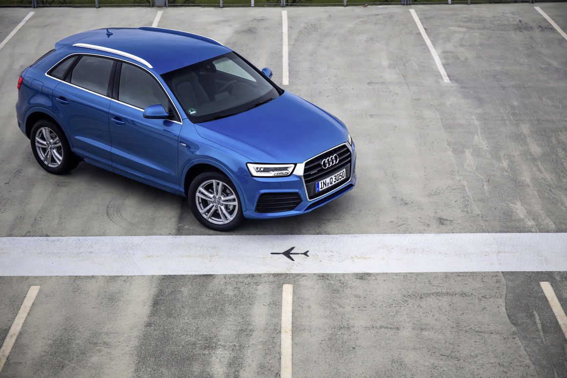 Audi Q3 photo 36