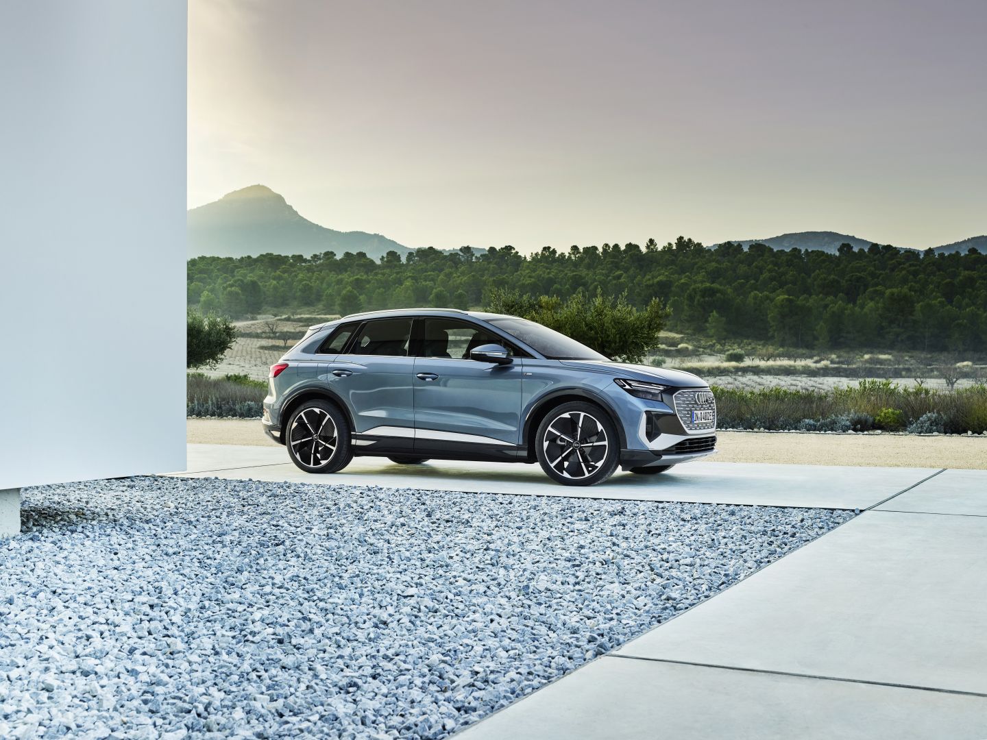 Audi Q4 E-Tron photo 33