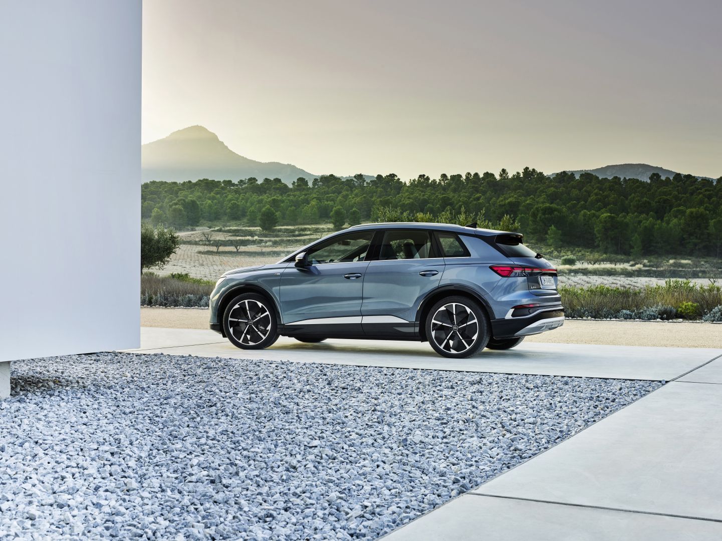 Audi Q4 E-Tron photo 34