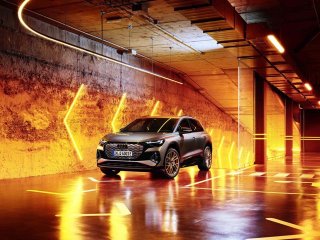 Audi Q4 E-Tron photo 4