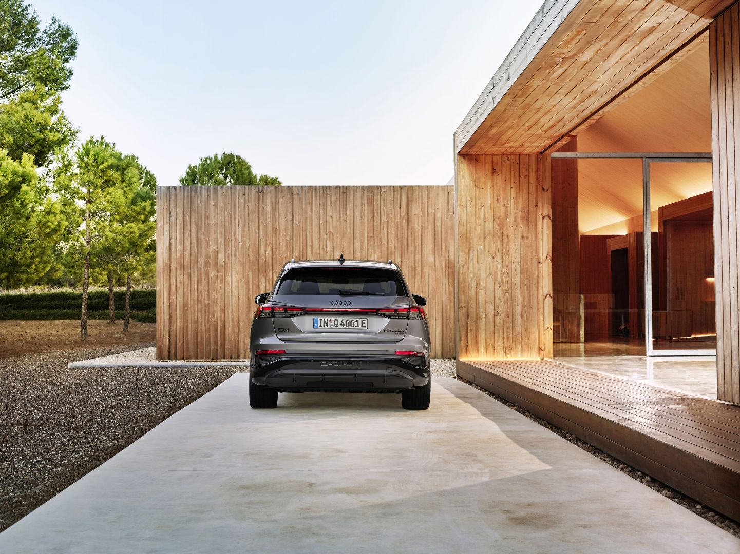 Audi Q4 E-Tron photo 9